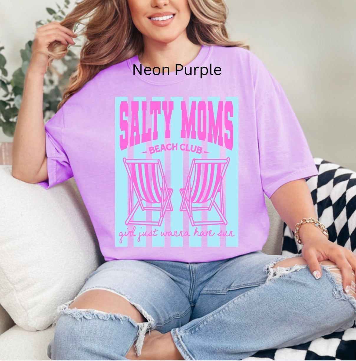 Salty Moms Beach Club, Beach Life, Sweet Summer Time, Neon Trendy Summer Vibes, Distressed Beach, Lake Pool River T-shirt