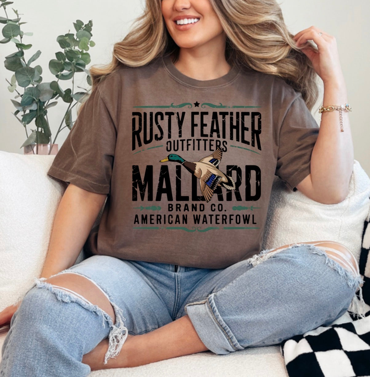 Retro Mallard Duck, Duck Hunting, Hunting, Duck Hunter, Hunting Season, Fall Duck T-shirt (Website)