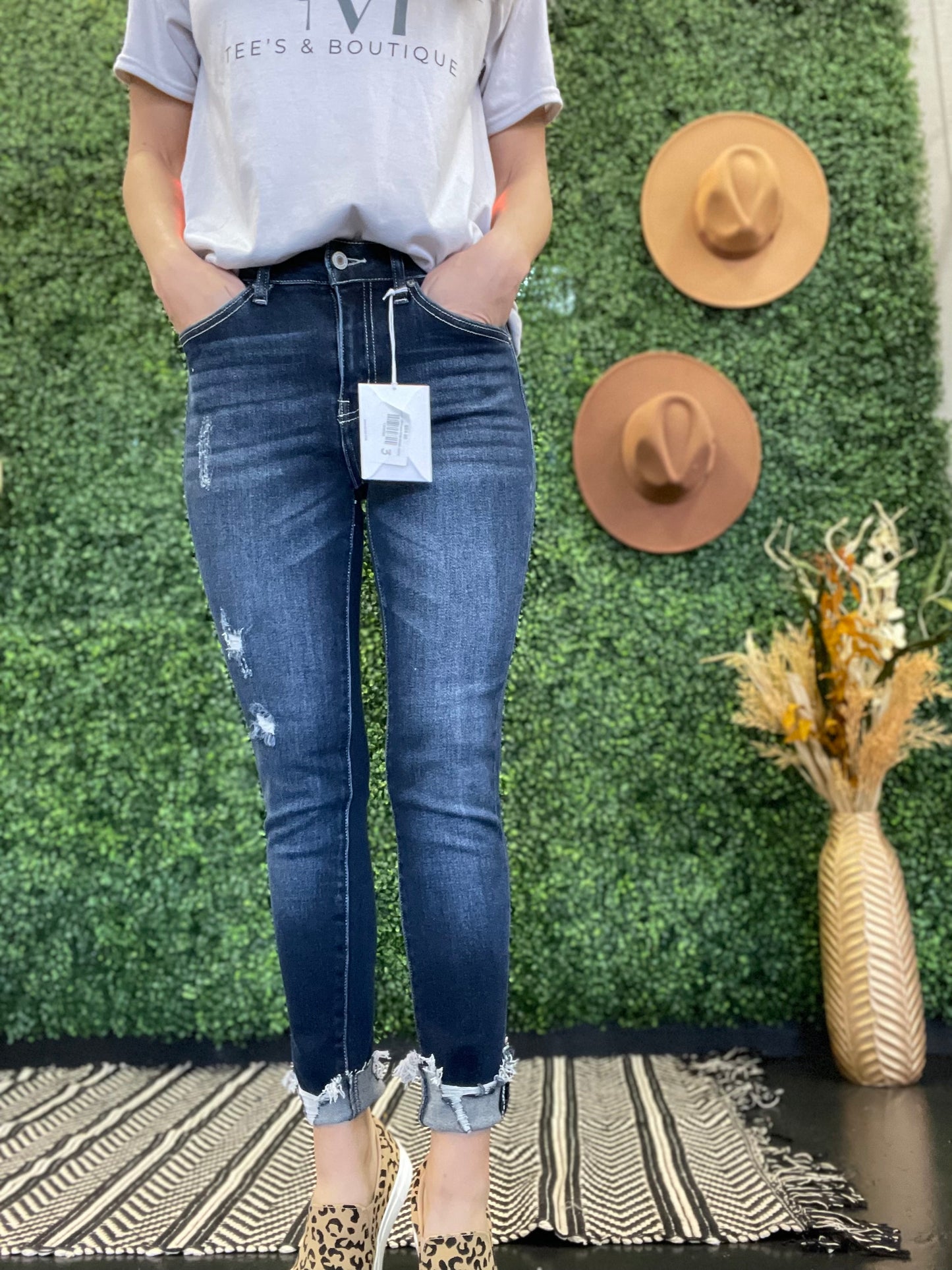 KanKan Minimum-Distressed Jeans