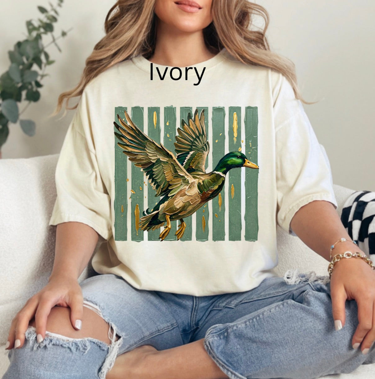 Flying Glitter Camo Duck, Hunting, Duck Hunting, Hunting season, Girly Hunting T-shirt