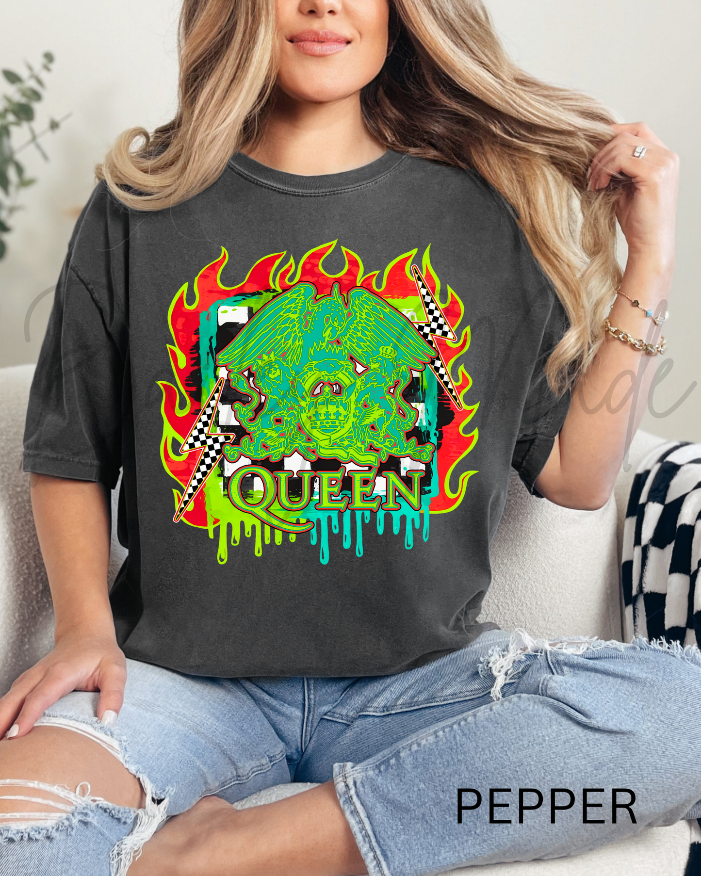 EdgyQ3n Band Tshirt