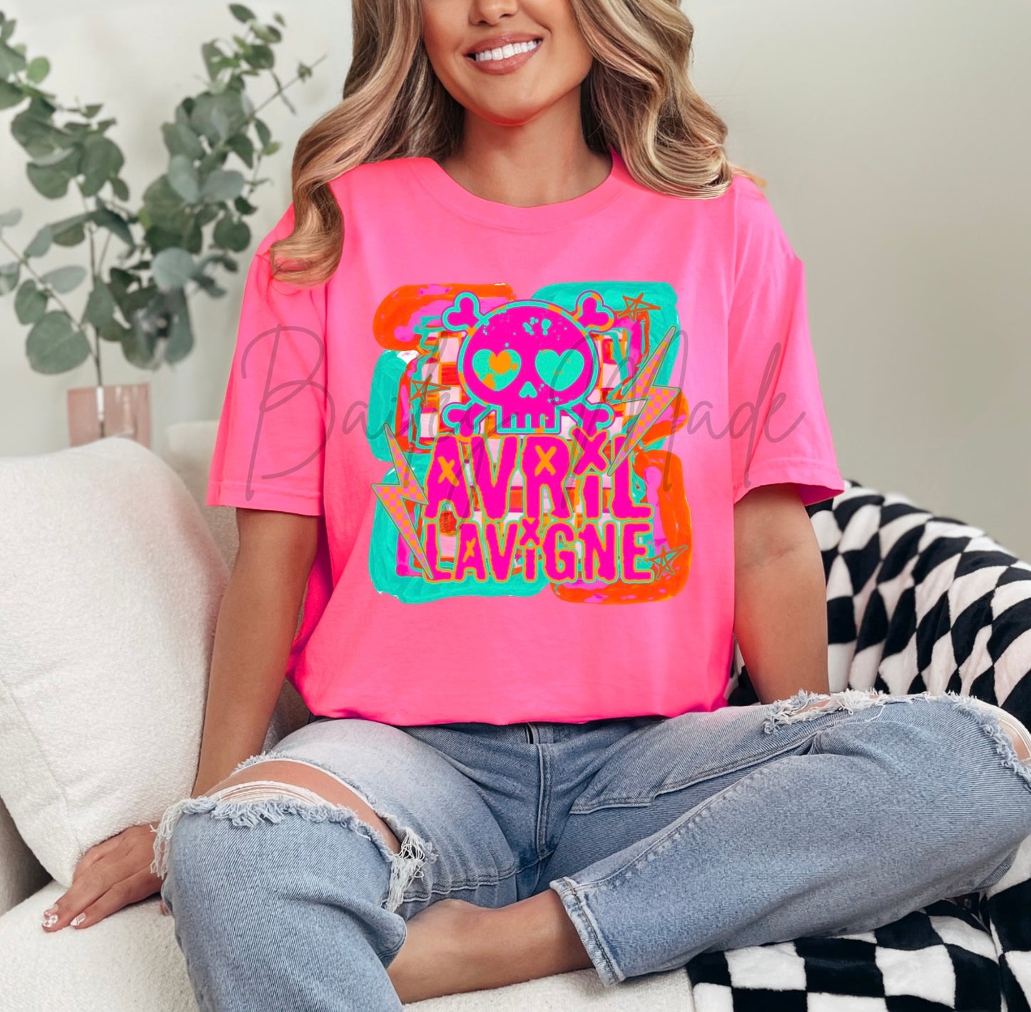 Neon @vr!l Band Tshirt