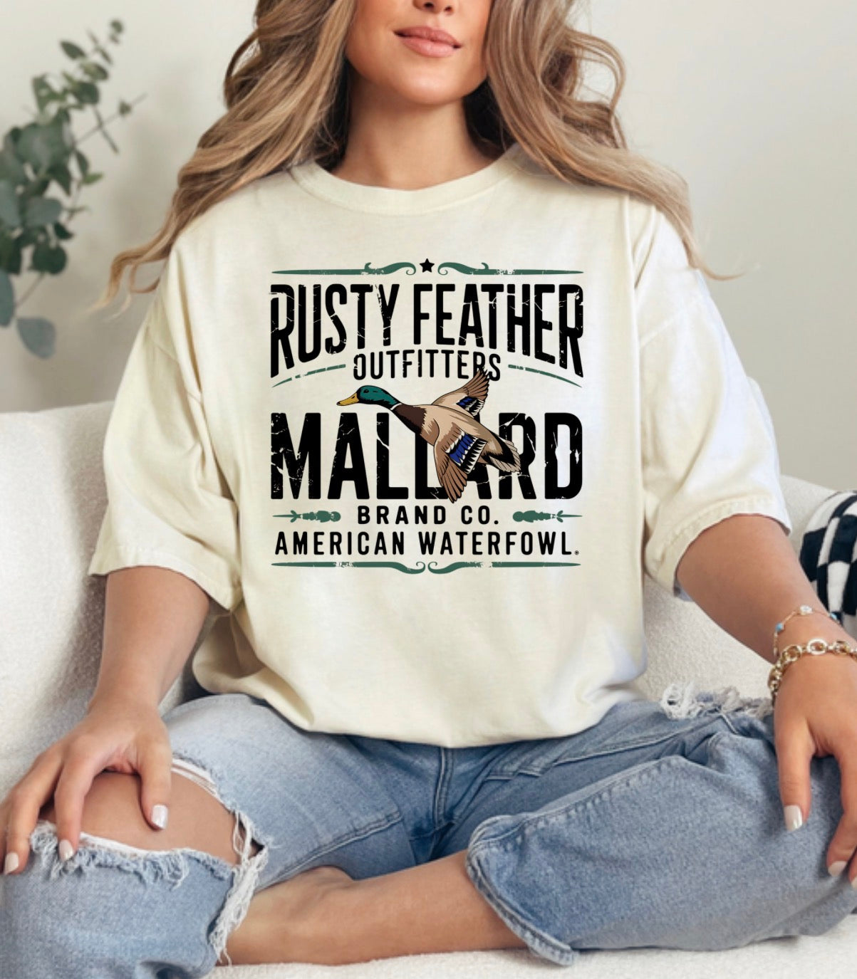 Retro Mallard Duck, Duck Hunting, Hunting, Duck Hunter, Hunting Season, Fall Duck T-shirt (Website)
