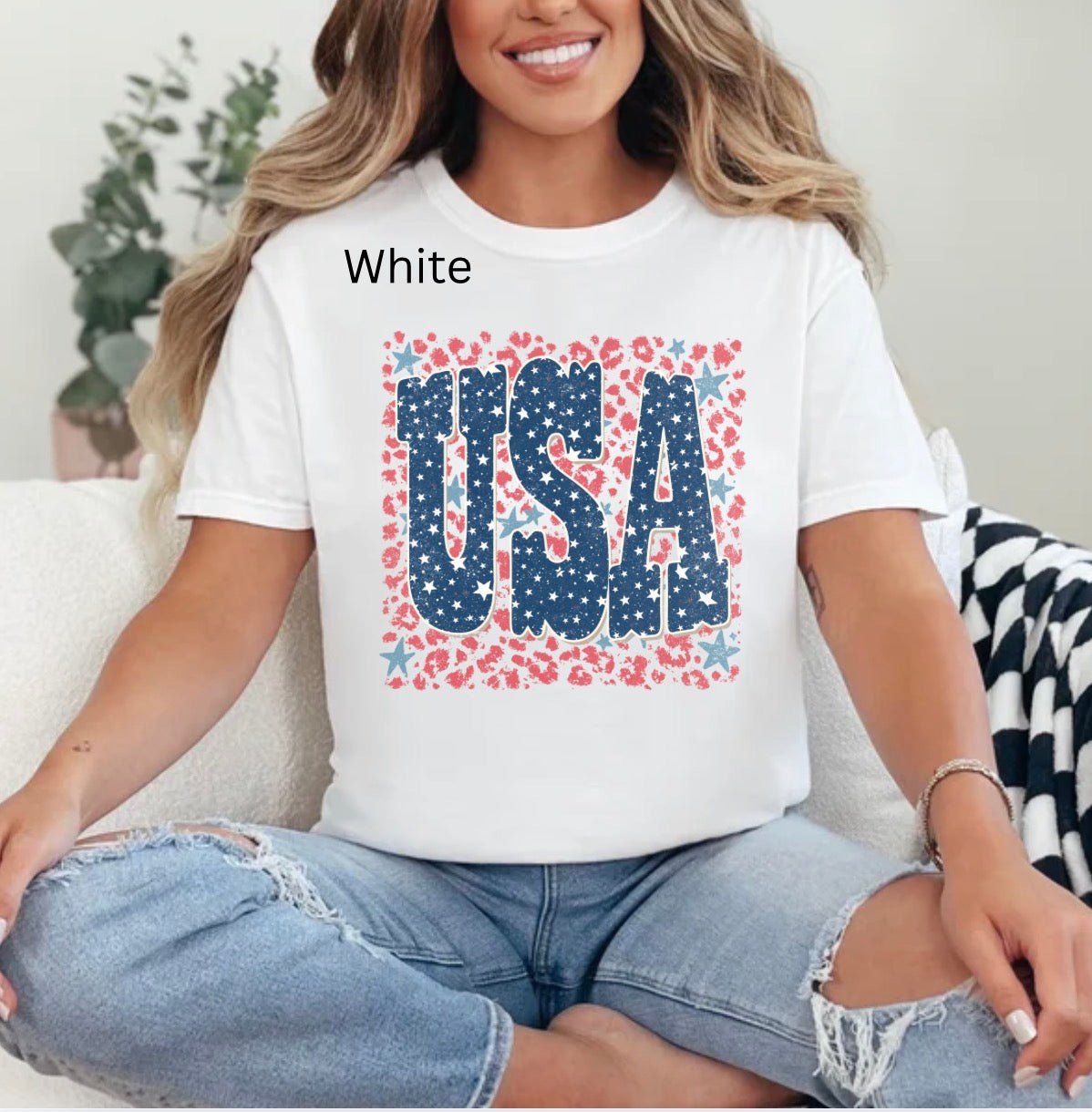Retro USA, Distressed Leopard USA, Preppy 4TH Of July, Vintage USA, Leopard Print Patriotic America, Memorial Day T-shirt