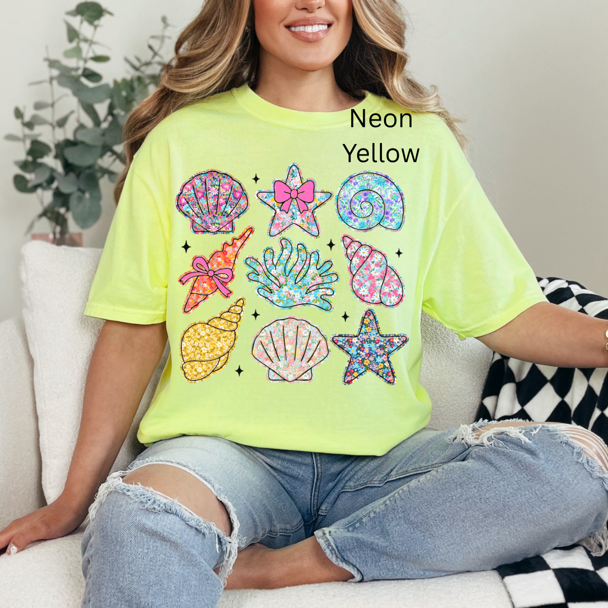 Seashell Collage, Clam Summer, Summer Vibes, Floral Summer, Summer Beach, Wildflower Summer, Summer Vacation T-shirt
