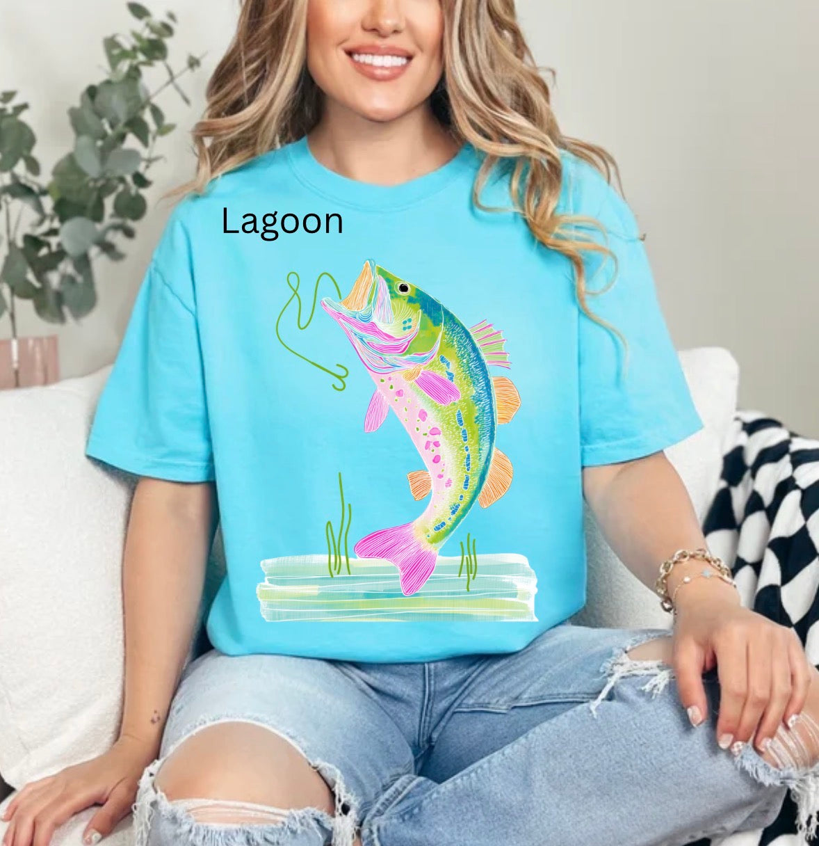 Bass Fish, Colorful Fishing, Largemouth Bass, Fishing Shirt, Fisherman, Bright Fish T-shirt