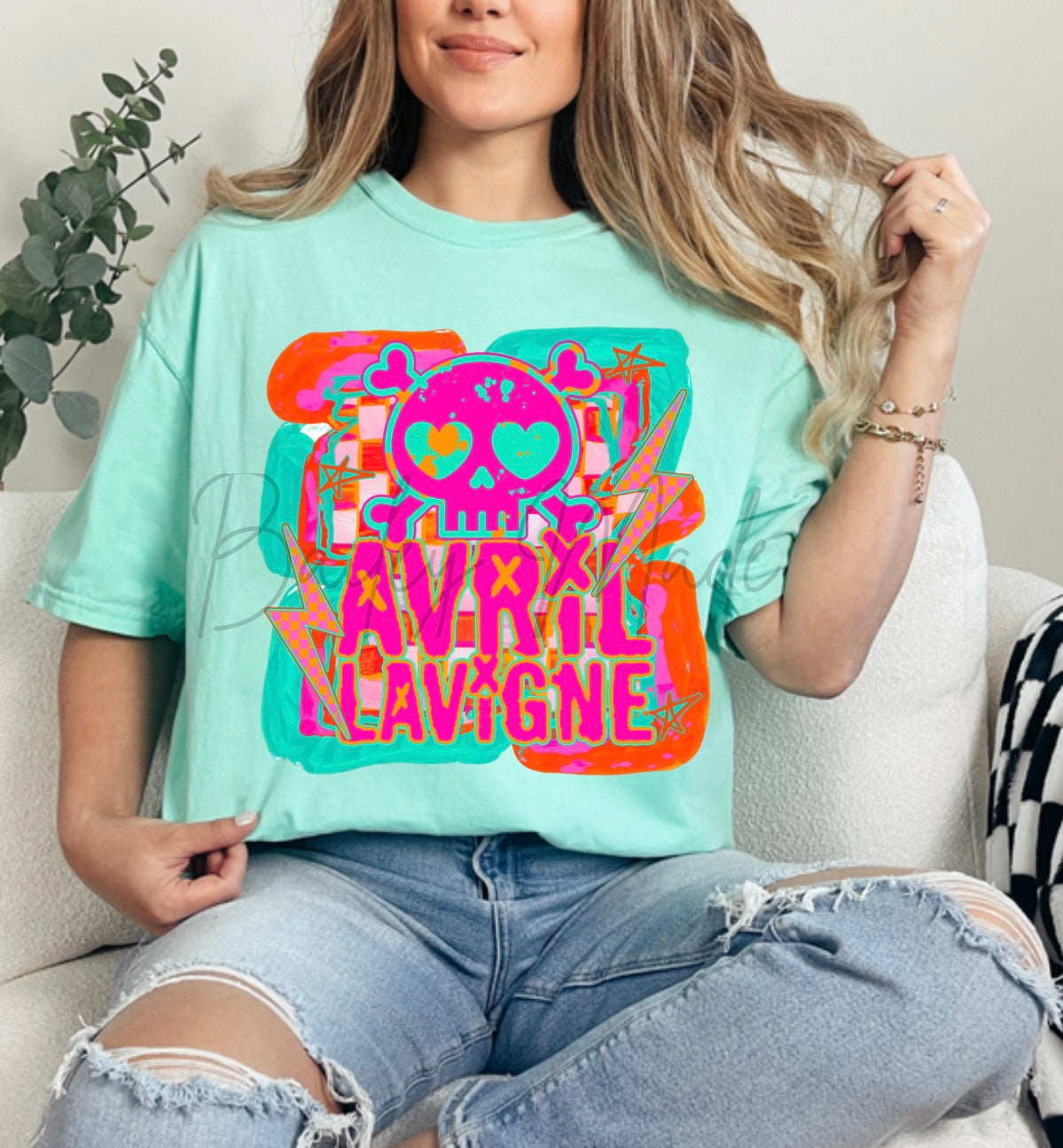 Neon @vr!l Band Tshirt