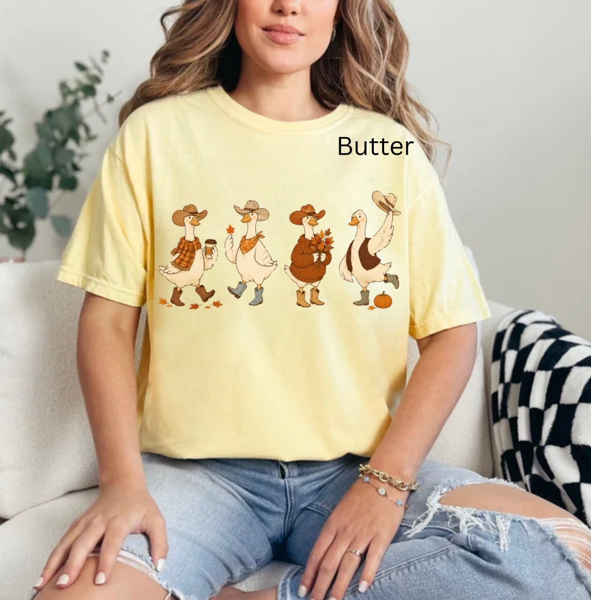 Fall Goose, Funny Cozy Goose, Autumn Goose, Cute Autumn Animal, Fall, Autumn T-shirt