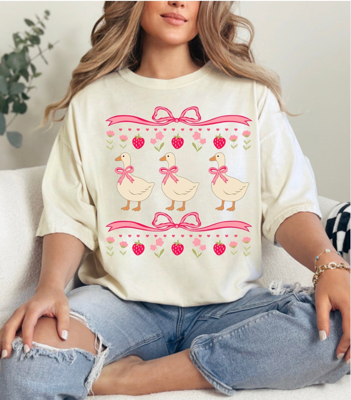 Vintage Strawberry goose, Strawberry, Strawberry goose, Spring, Trending, Popular, Geese T-shirt (Website)
