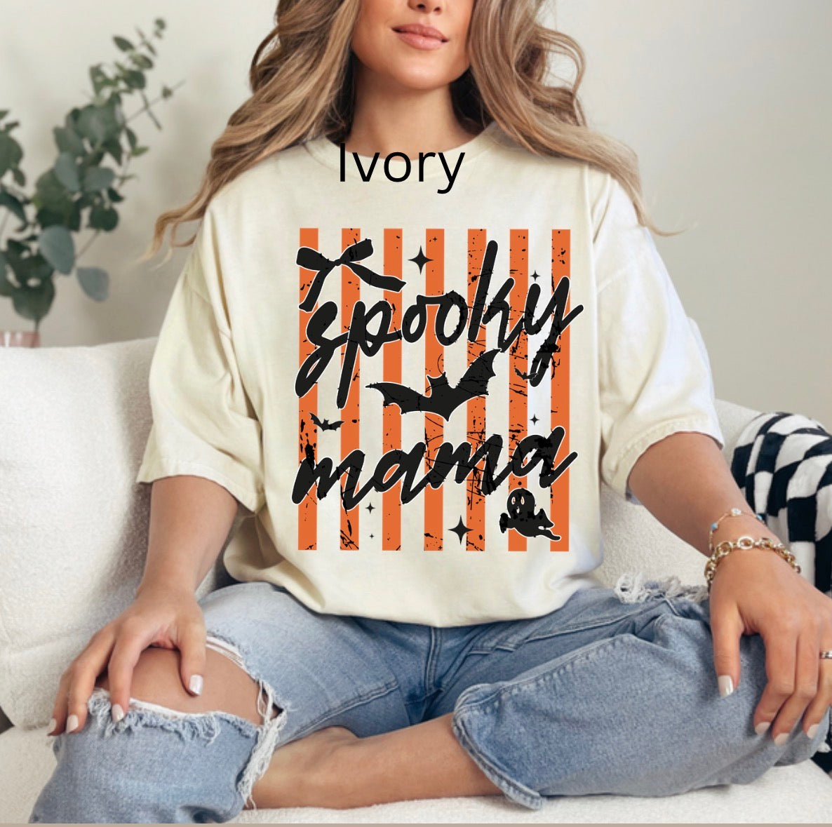 Striped Spooky mama, Funny Halloween Mom, Halloween, Scary Halloween T-shirt