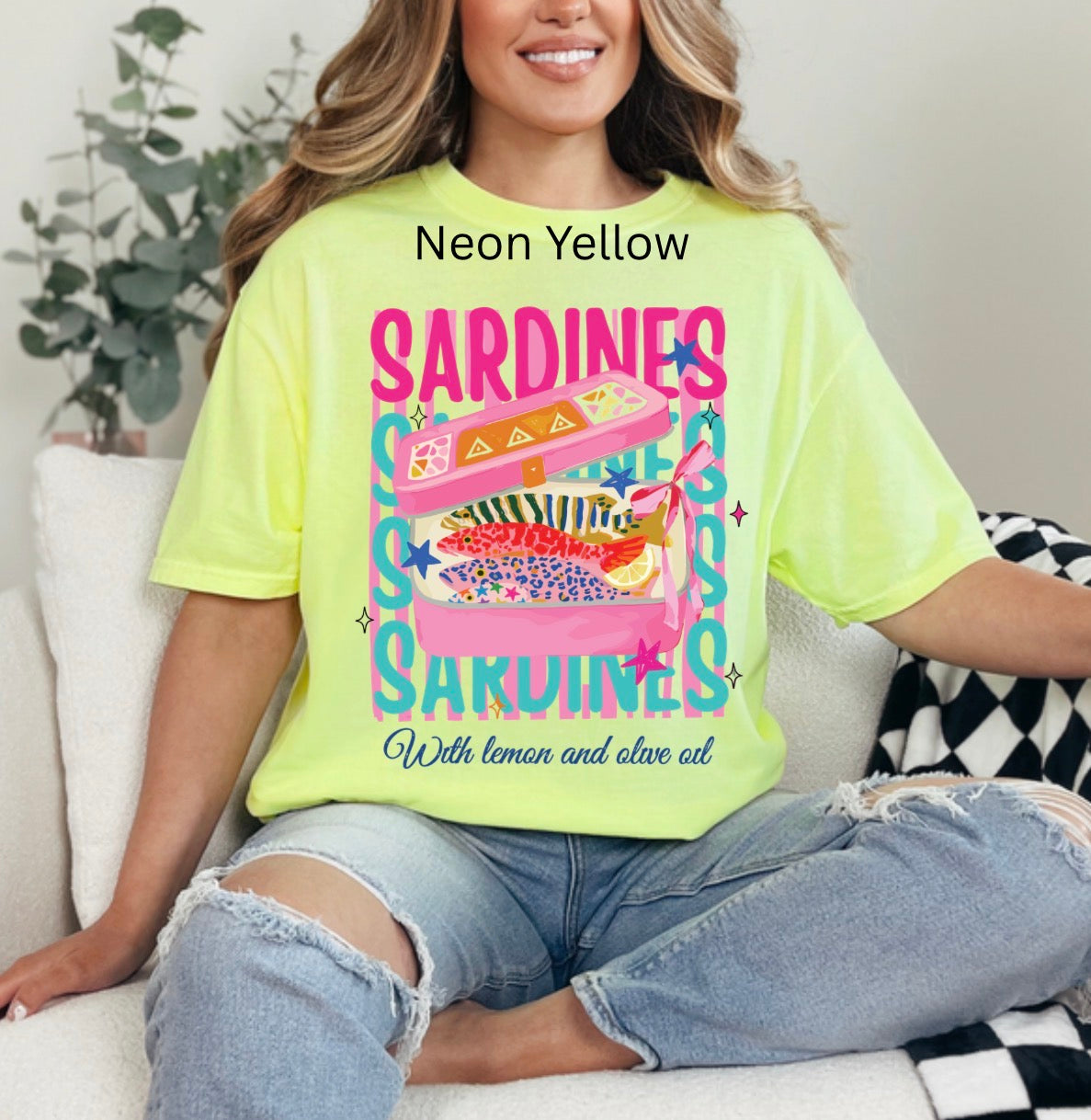 Vintage Sardines, Tinned Fish, Coastal Aesthetic, Retro Girly Beach & Travel Sardine, Trendy Summer, Preppy Fish T-shirt