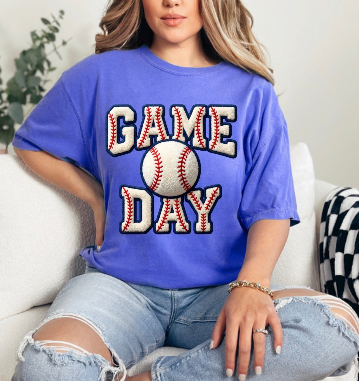 FAUX Yarn Game Day Softball And Baseball, Faux Yarn Sports Trendy Mom (NOT Real Fabric Patches) Sweatshirt (Website)