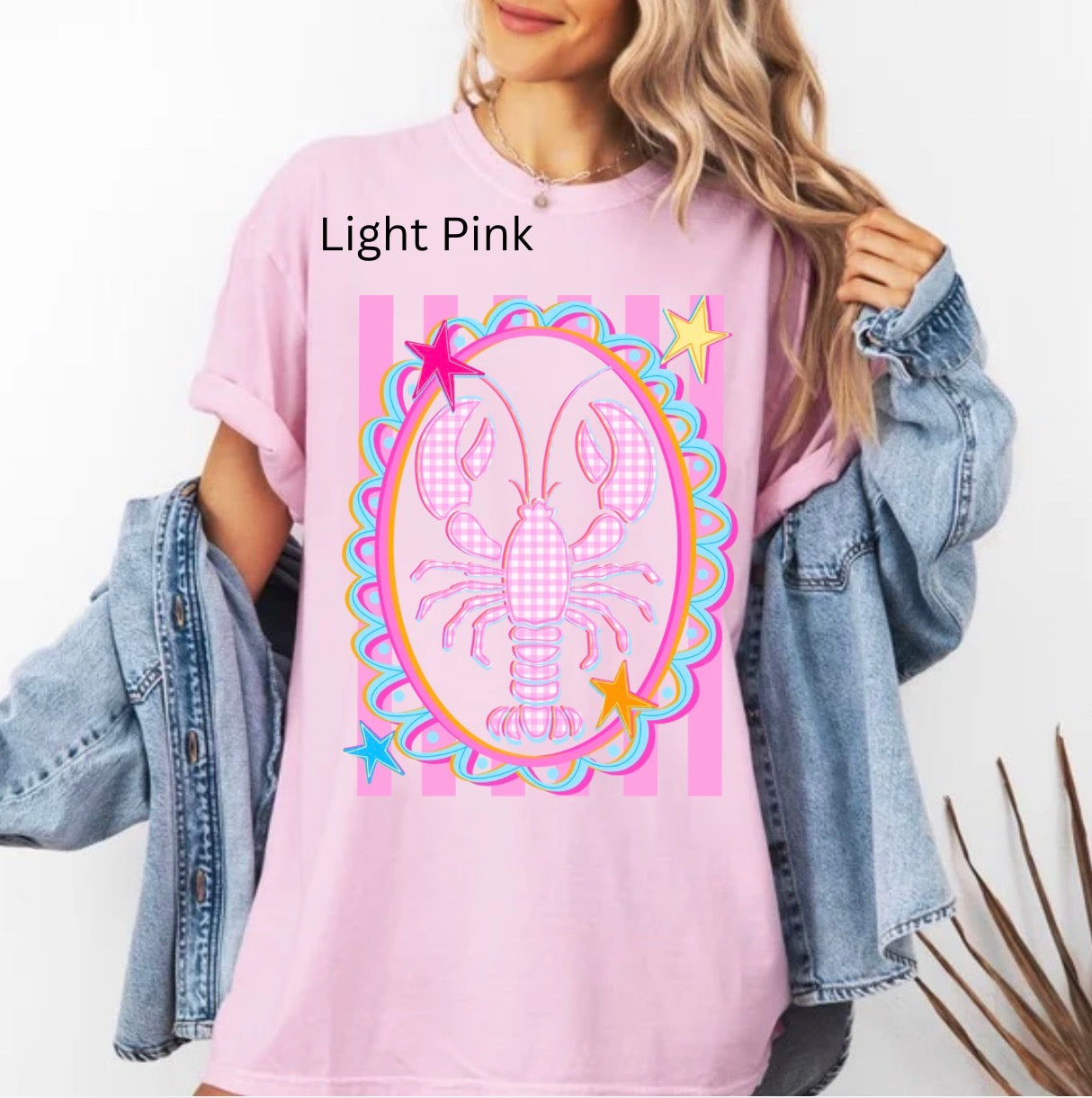 Preppy Coastal Lobster Bow, Scalloped Frame Lobster, Pink Gingham Lobster, Summer Beach T-Shirt