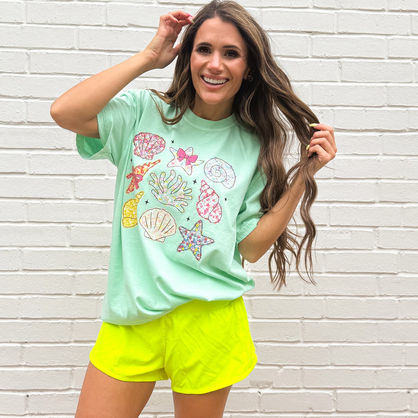 Seashell Collage, Clam Summer, Summer Vibes, Floral Summer, Summer Beach, Wildflower Summer, Summer Vacation T-shirt