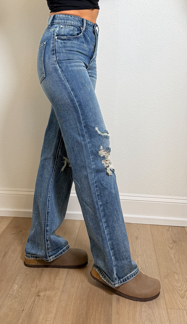 Ava Alyse Vintage Relaxed Jeans