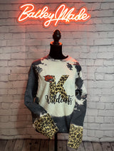 Overbleached Team Sweatshirt/Longsleeve with Cheetah Accent
