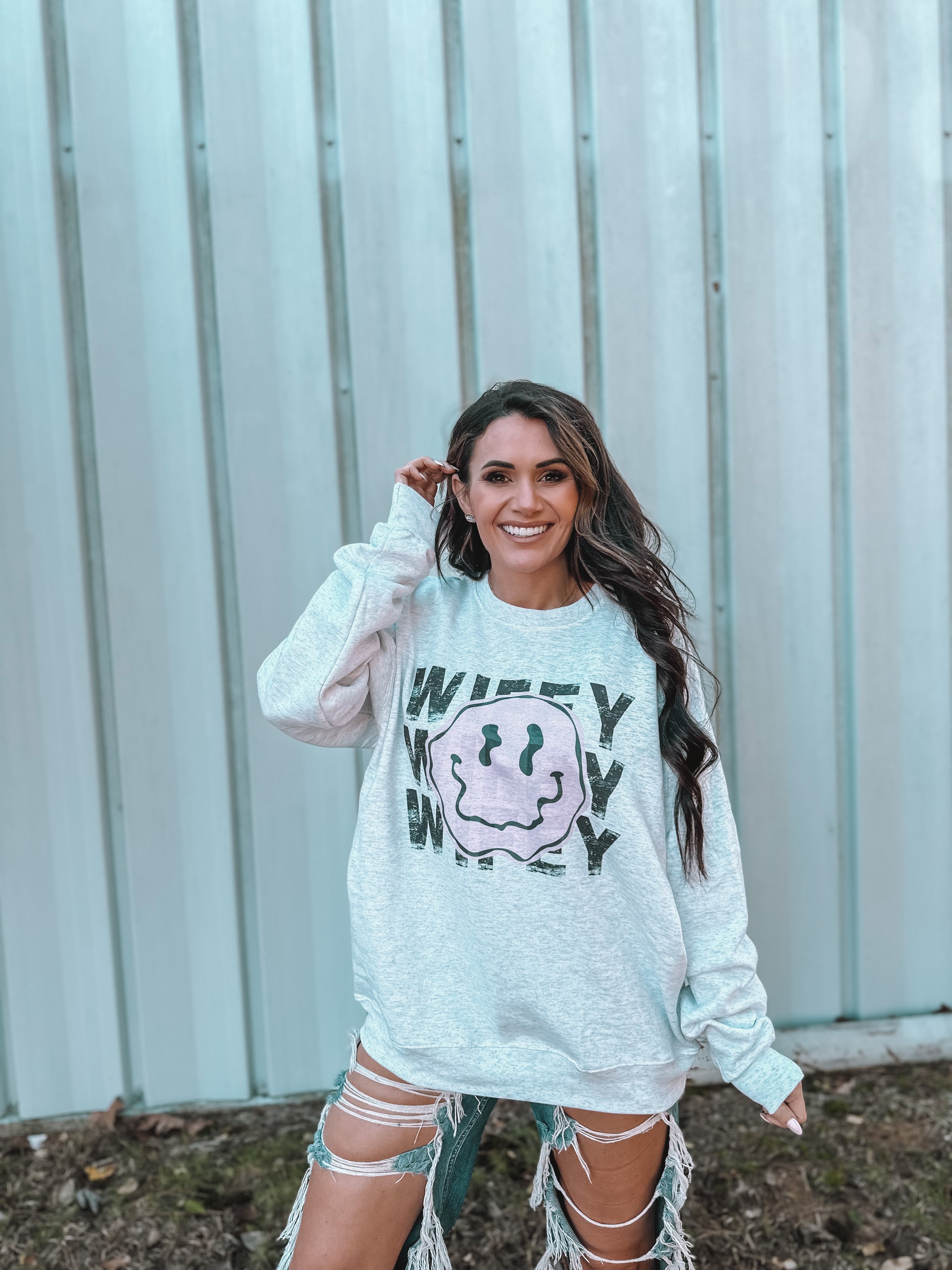 Retro Wifey Sweatshirt – Bailey Made Tee's & Boutique